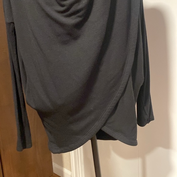 Athleta Purana Wrap Sweatshirt - Picture 4 of 8
